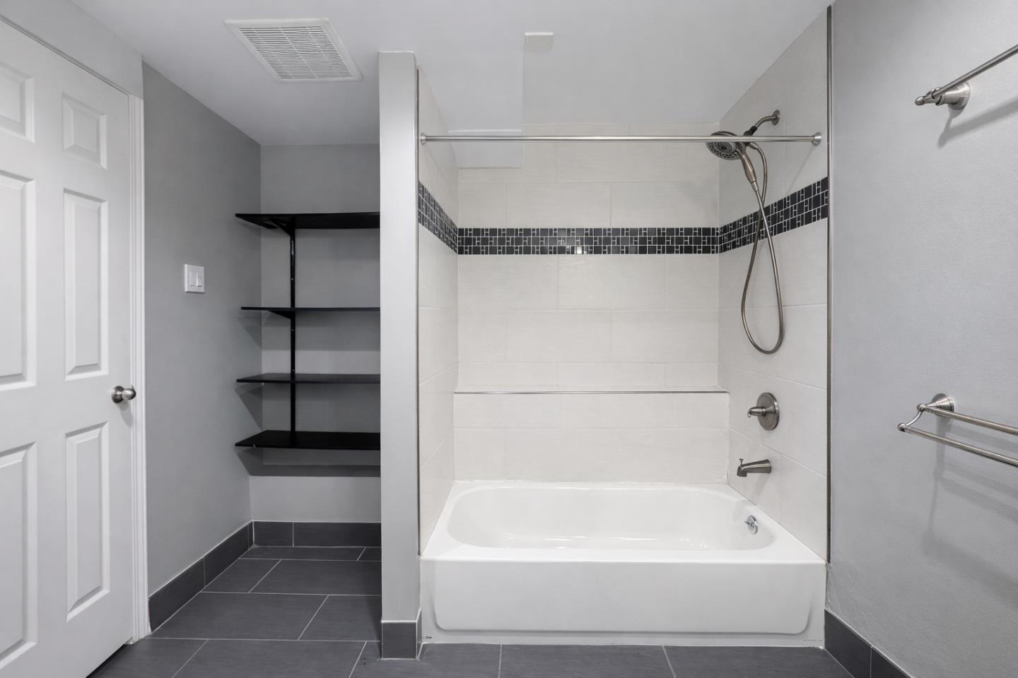 408 Shields St, San Francisco, CA 94132 photo 13