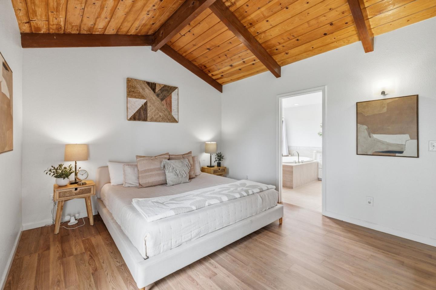 Detail Gallery Image 22 of 79 For 196 Kenny Ct, Santa Cruz,  CA 95065 - 3 Beds | 2 Baths