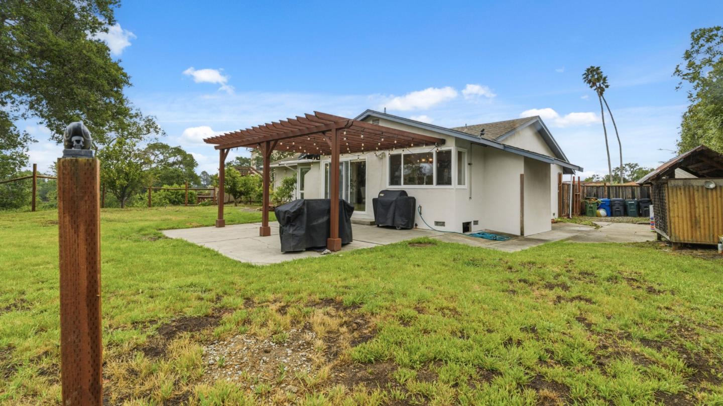 Detail Gallery Image 45 of 79 For 196 Kenny Ct, Santa Cruz,  CA 95065 - 3 Beds | 2 Baths