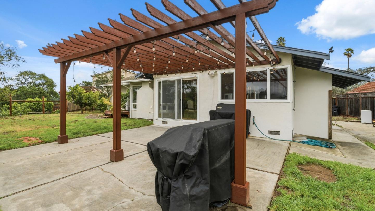 Detail Gallery Image 50 of 79 For 196 Kenny Ct, Santa Cruz,  CA 95065 - 3 Beds | 2 Baths
