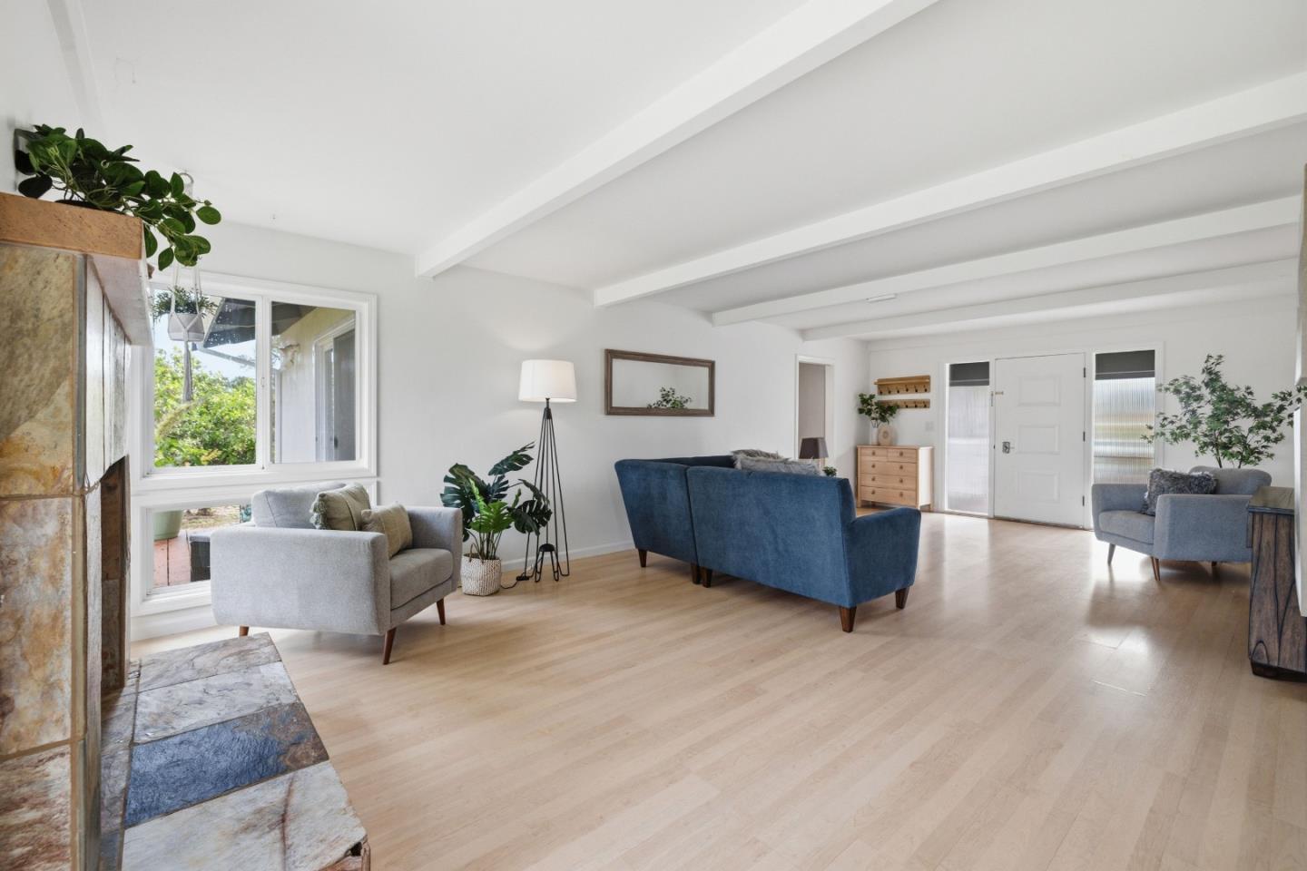 Detail Gallery Image 7 of 79 For 196 Kenny Ct, Santa Cruz,  CA 95065 - 3 Beds | 2 Baths