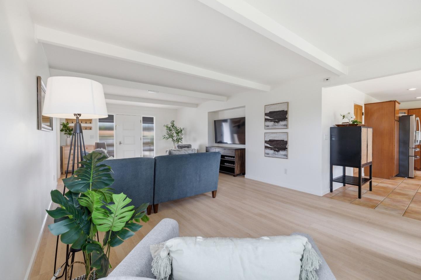 Detail Gallery Image 9 of 79 For 196 Kenny Ct, Santa Cruz,  CA 95065 - 3 Beds | 2 Baths