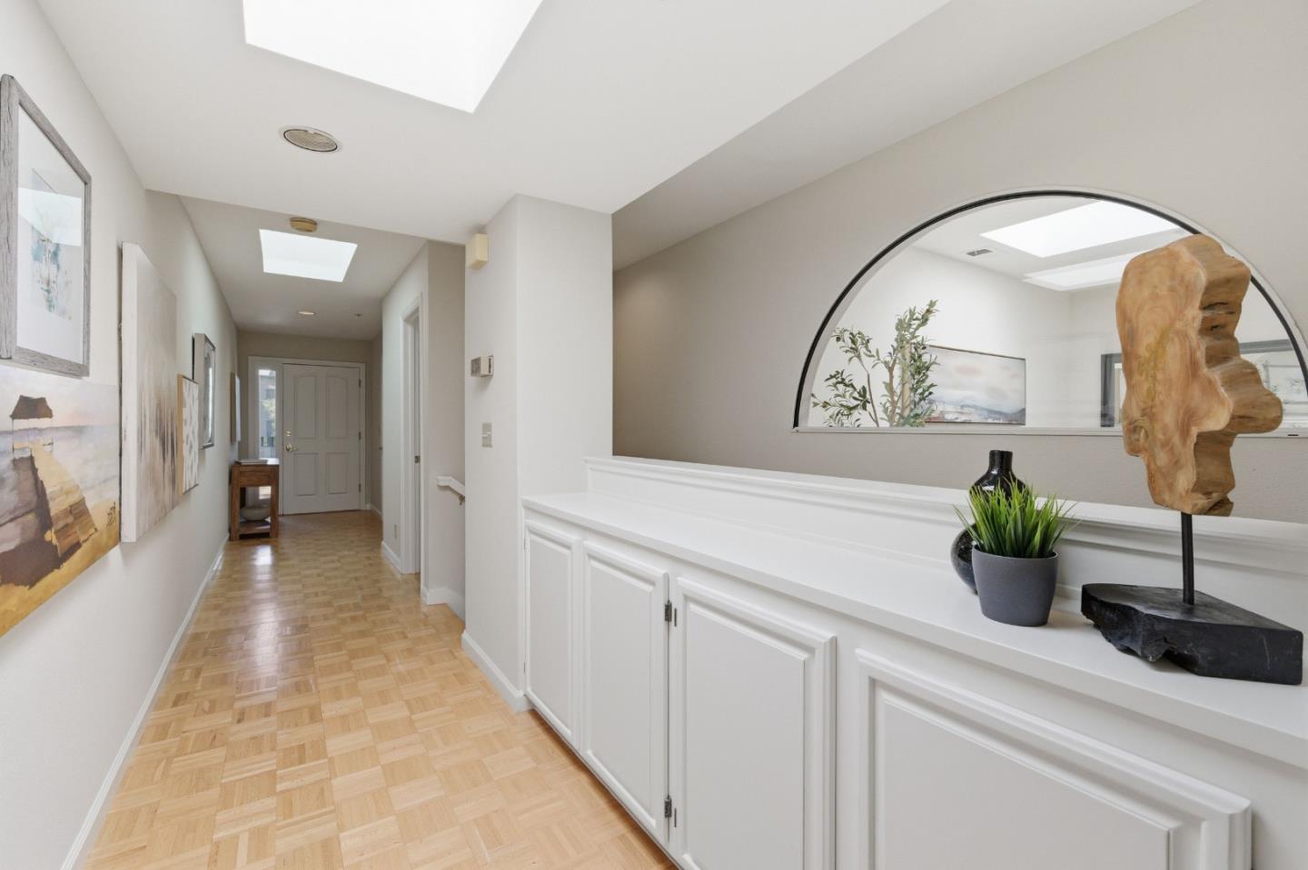 Detail Gallery Image 22 of 49 For 1040 Continentals Way #14,  Belmont,  CA 94002 - 3 Beds | 3/1 Baths