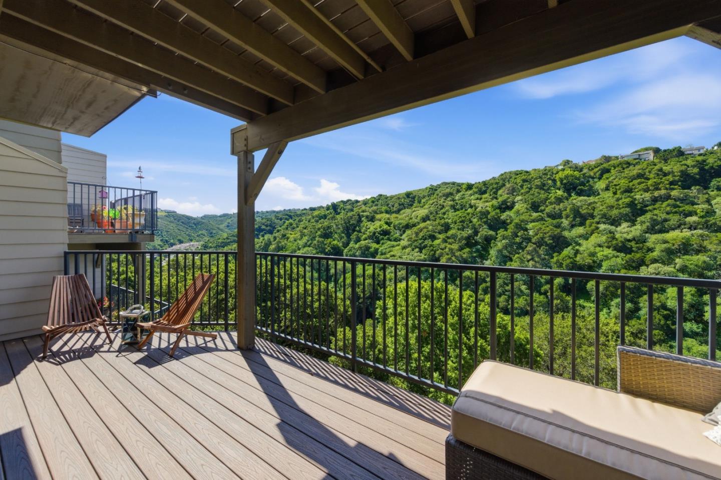 Detail Gallery Image 42 of 49 For 1040 Continentals Way #14,  Belmont,  CA 94002 - 3 Beds | 3/1 Baths