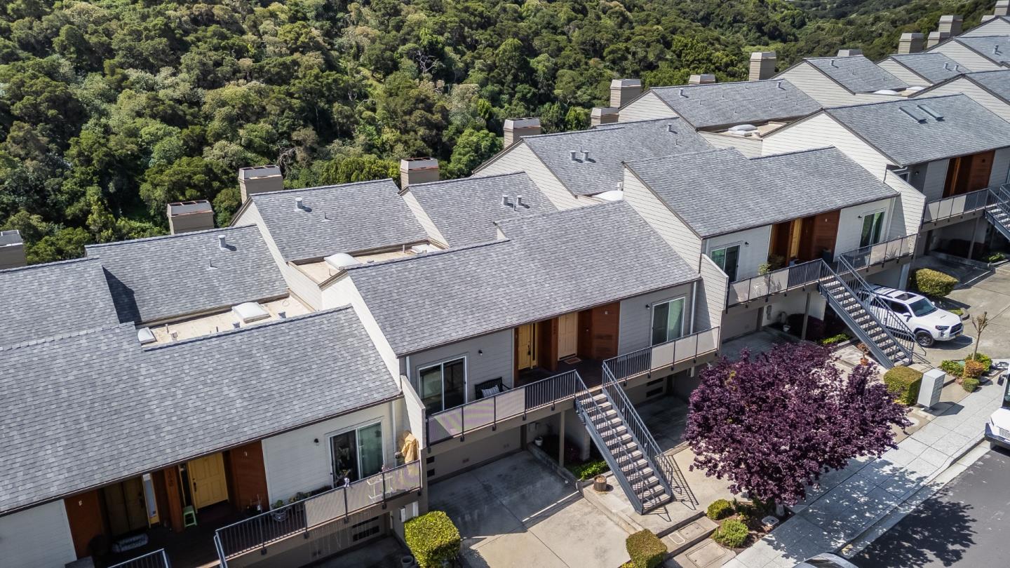 Detail Gallery Image 47 of 49 For 1040 Continentals Way #14,  Belmont,  CA 94002 - 3 Beds | 3/1 Baths