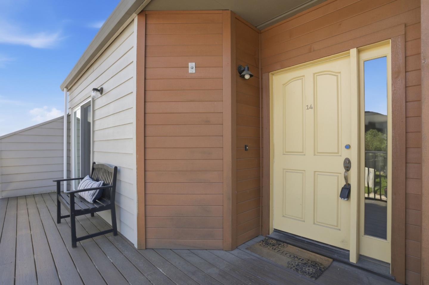 Detail Gallery Image 5 of 49 For 1040 Continentals Way #14,  Belmont,  CA 94002 - 3 Beds | 3/1 Baths