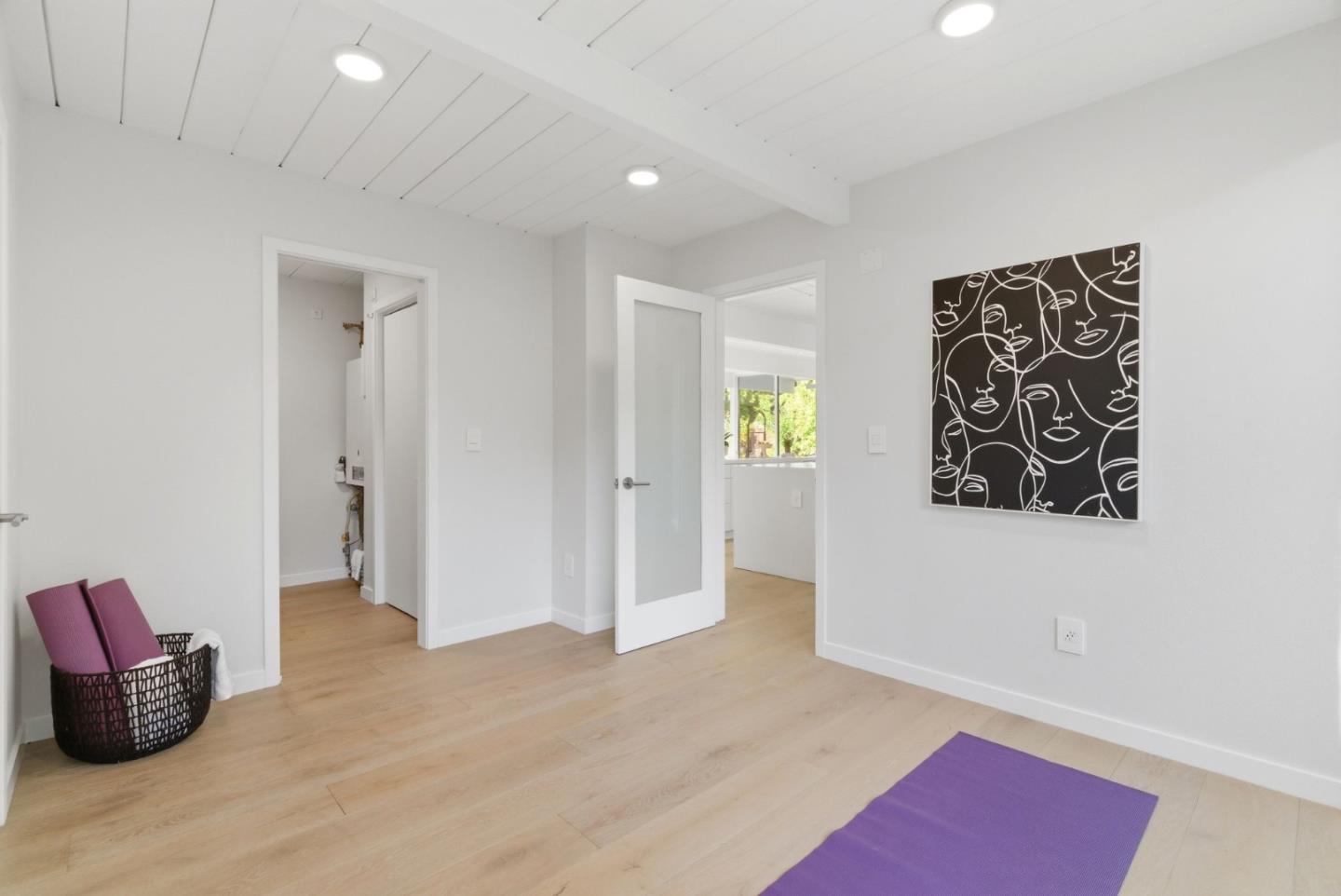 Detail Gallery Image 20 of 42 For 1656 Edmonton Ave, Sunnyvale,  CA 94087 - 4 Beds | 2 Baths