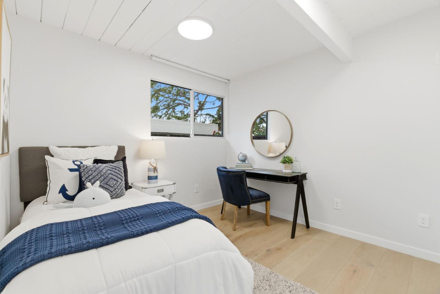 Detail Gallery Image 33 of 42 For 1656 Edmonton Ave, Sunnyvale,  CA 94087 - 4 Beds | 2 Baths