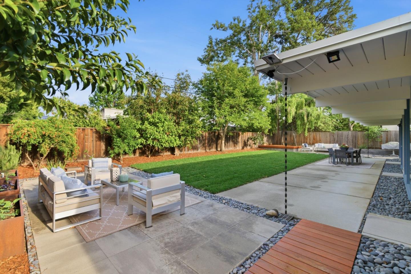 Detail Gallery Image 38 of 42 For 1656 Edmonton Ave, Sunnyvale,  CA 94087 - 4 Beds | 2 Baths