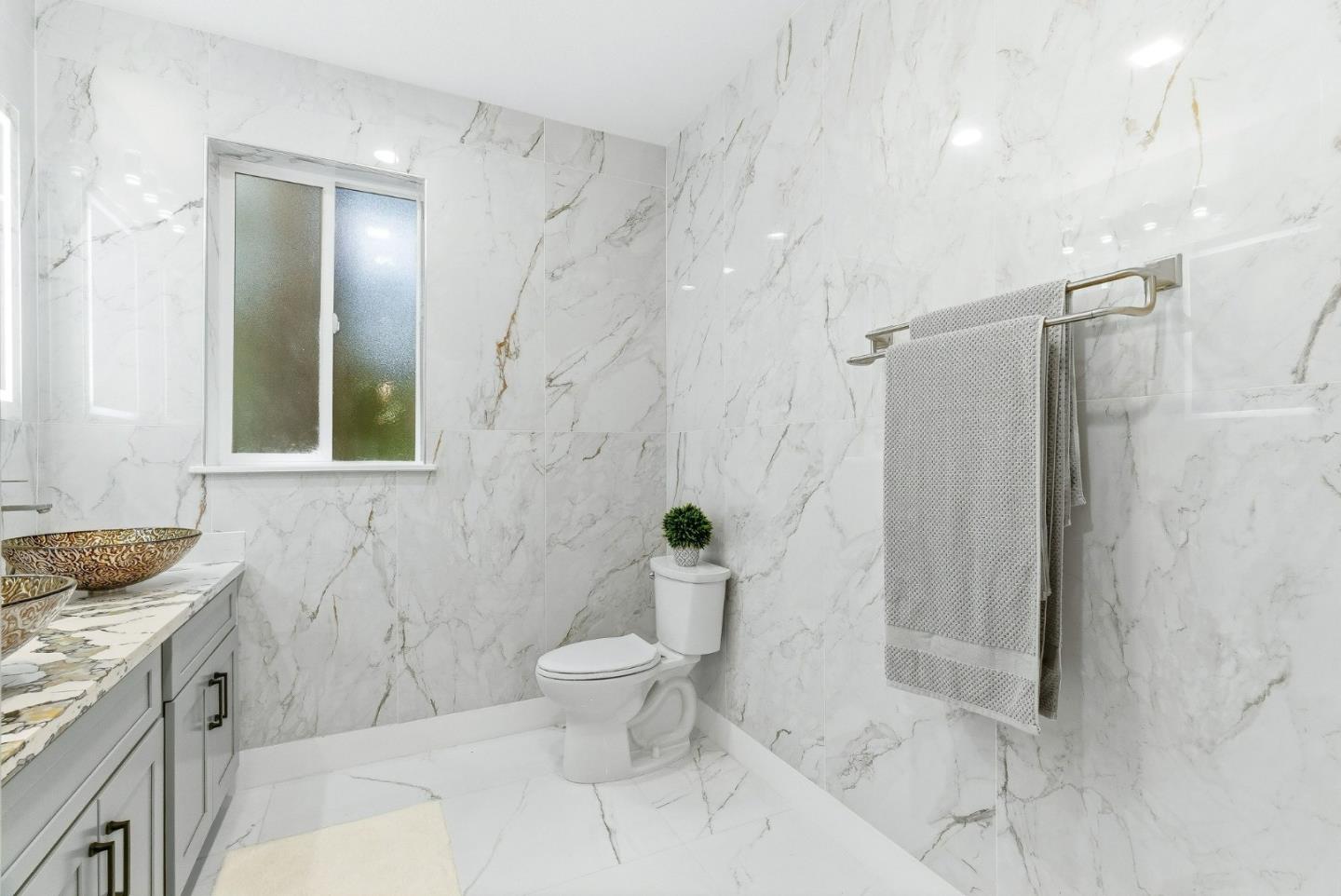 Detail Gallery Image 23 of 59 For 255 Brookside Dr, Boulder Creek,  CA 95006 - 4 Beds | 2/1 Baths