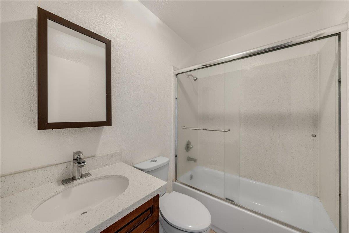 Detail Gallery Image 11 of 14 For 185 15th St, Oakland,  CA 94612 - – Beds | – Baths