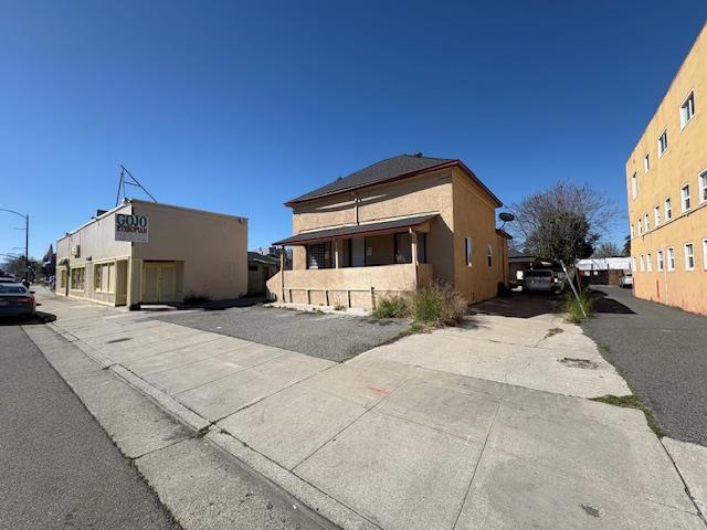 Detail Gallery Image 4 of 4 For 1237 W San Carlos St, San Jose,  CA 95126 - – Beds | – Baths