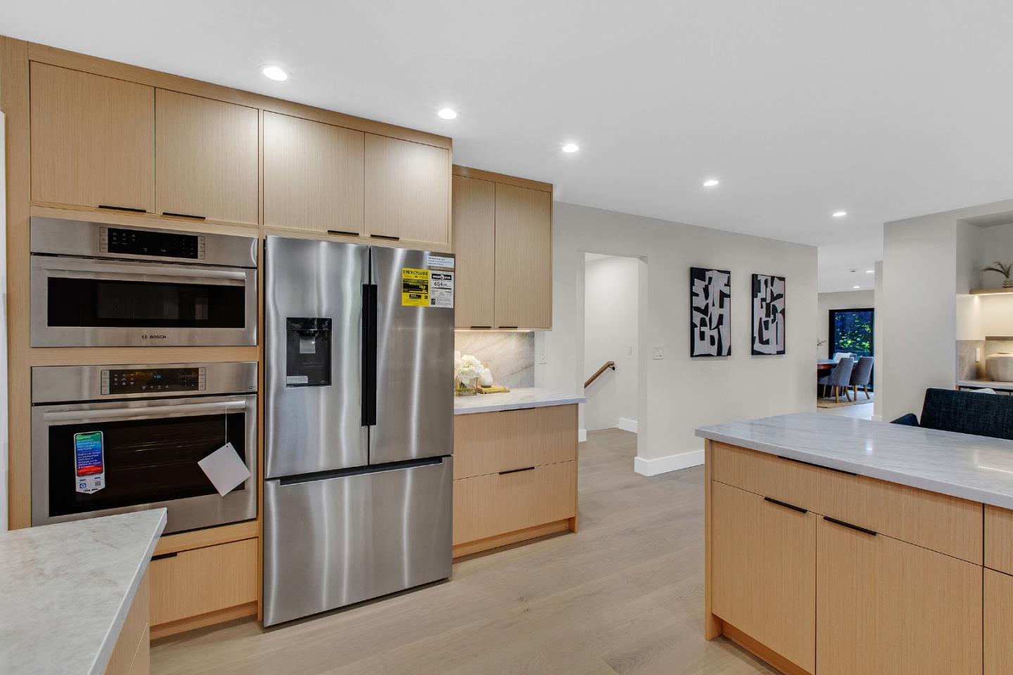 Detail Gallery Image 19 of 62 For 808 Mohican Way, Redwood City,  CA 94062 - 4 Beds | 4/1 Baths