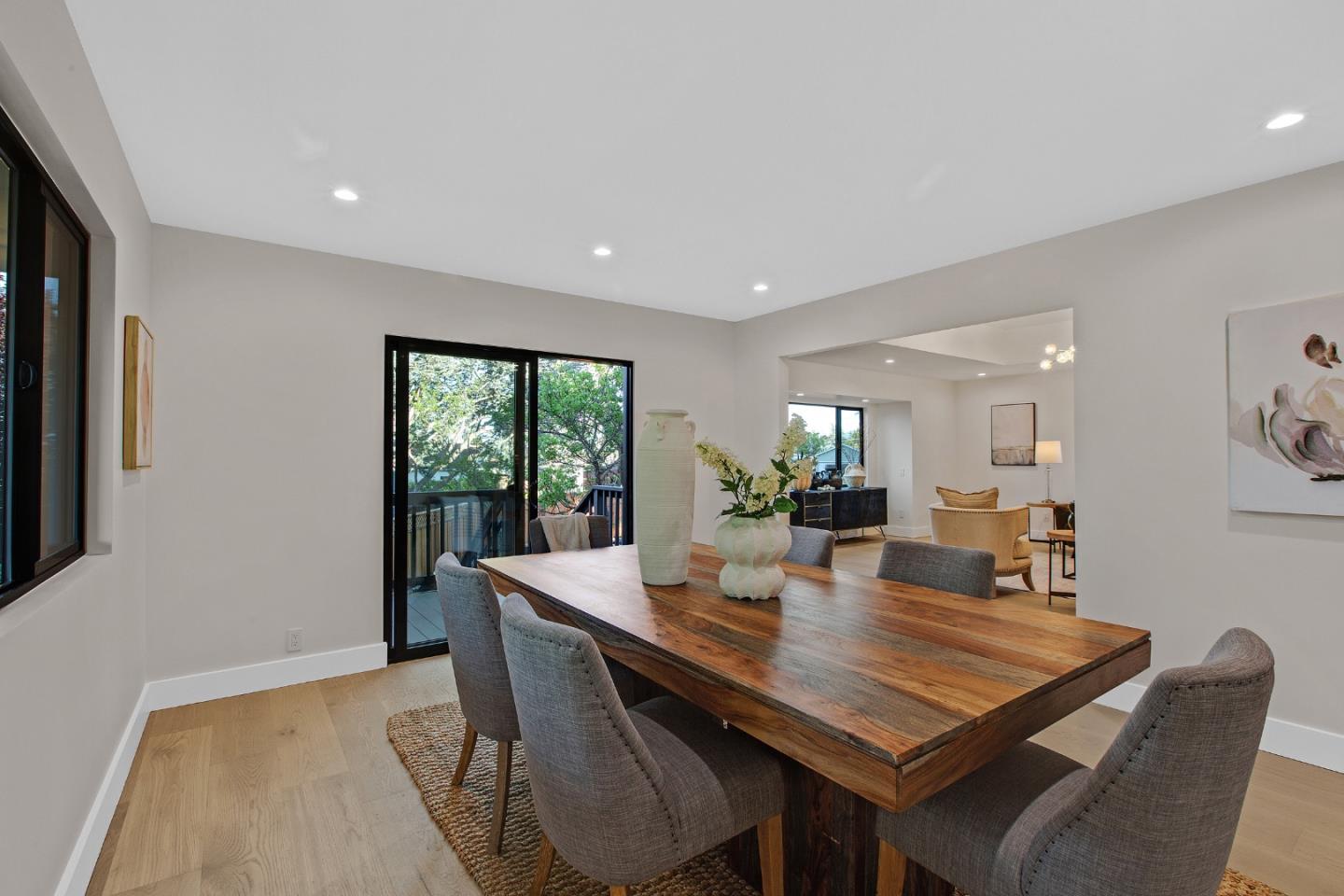 Detail Gallery Image 22 of 62 For 808 Mohican Way, Redwood City,  CA 94062 - 4 Beds | 4/1 Baths