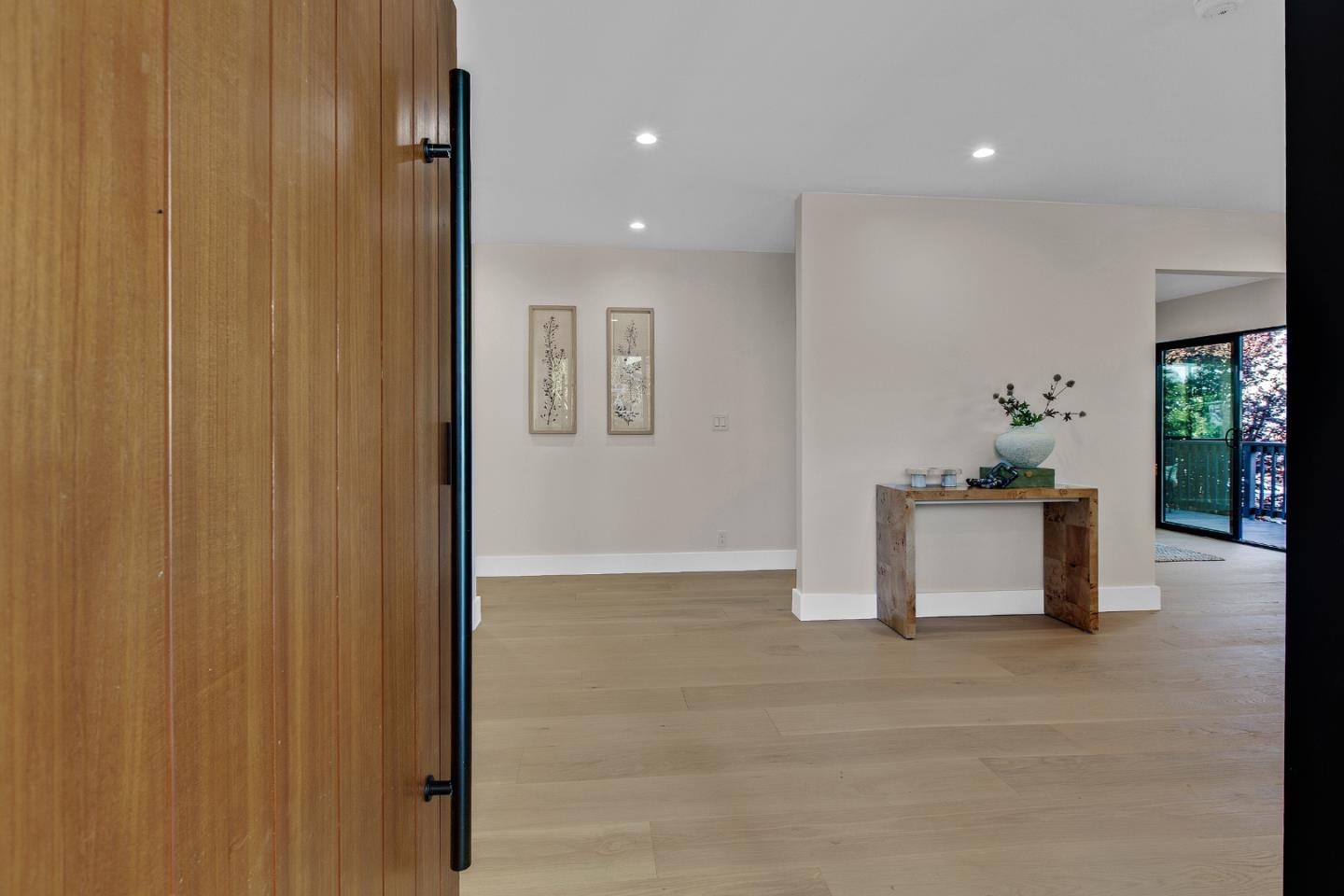 Detail Gallery Image 32 of 62 For 808 Mohican Way, Redwood City,  CA 94062 - 4 Beds | 4/1 Baths