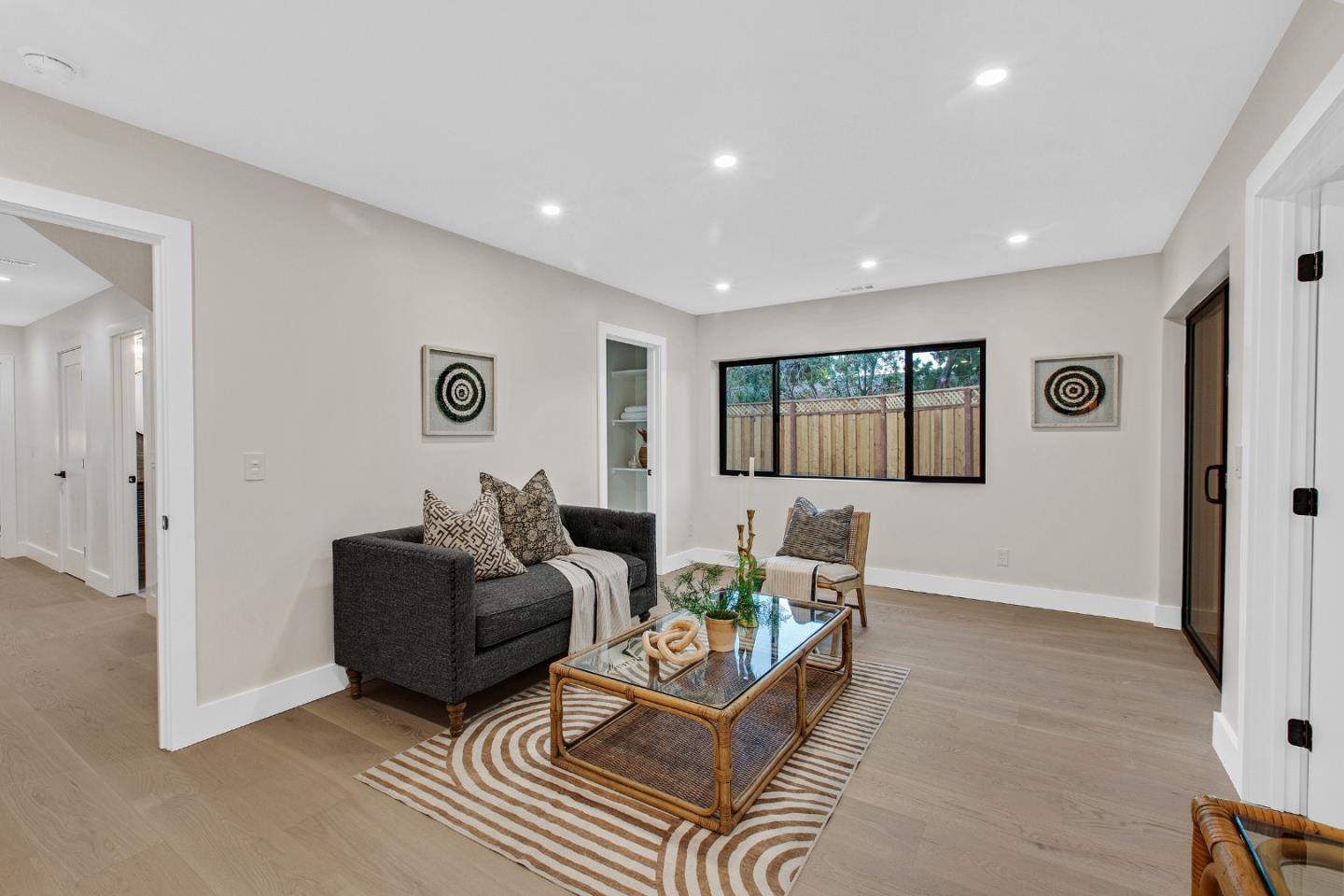 Detail Gallery Image 38 of 62 For 808 Mohican Way, Redwood City,  CA 94062 - 4 Beds | 4/1 Baths