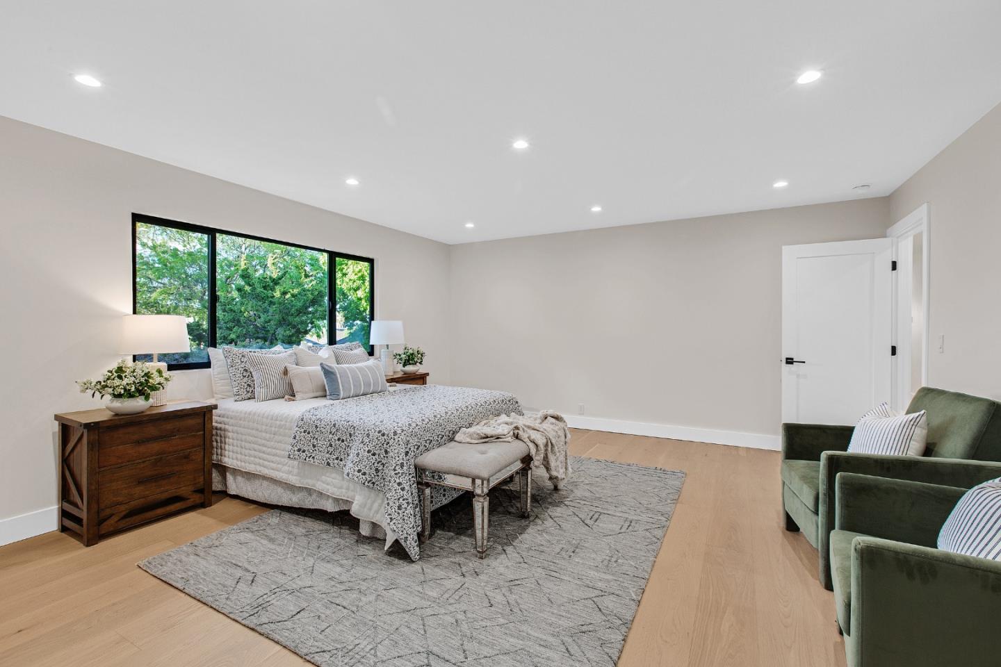 Detail Gallery Image 42 of 62 For 808 Mohican Way, Redwood City,  CA 94062 - 4 Beds | 4/1 Baths