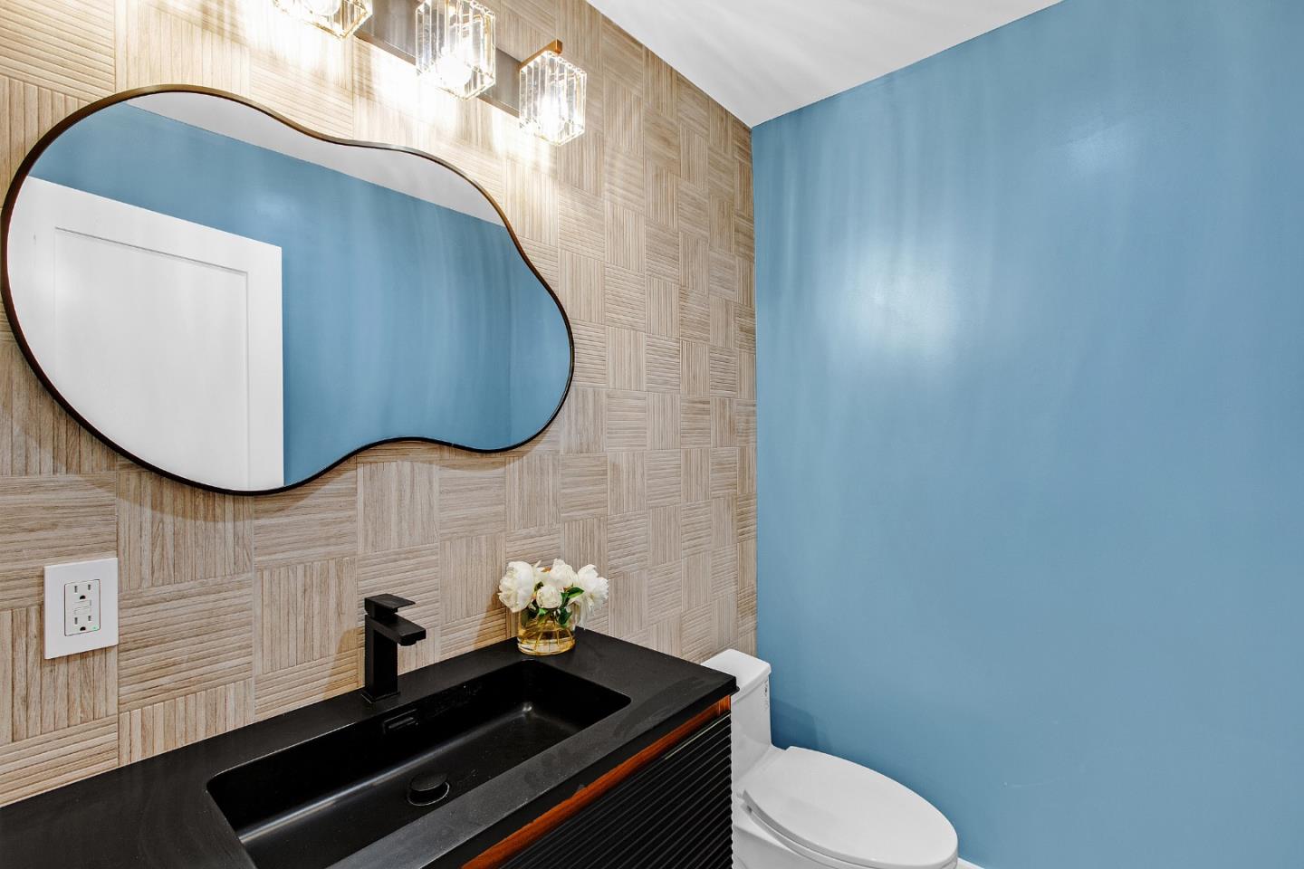 Detail Gallery Image 49 of 62 For 808 Mohican Way, Redwood City,  CA 94062 - 4 Beds | 4/1 Baths