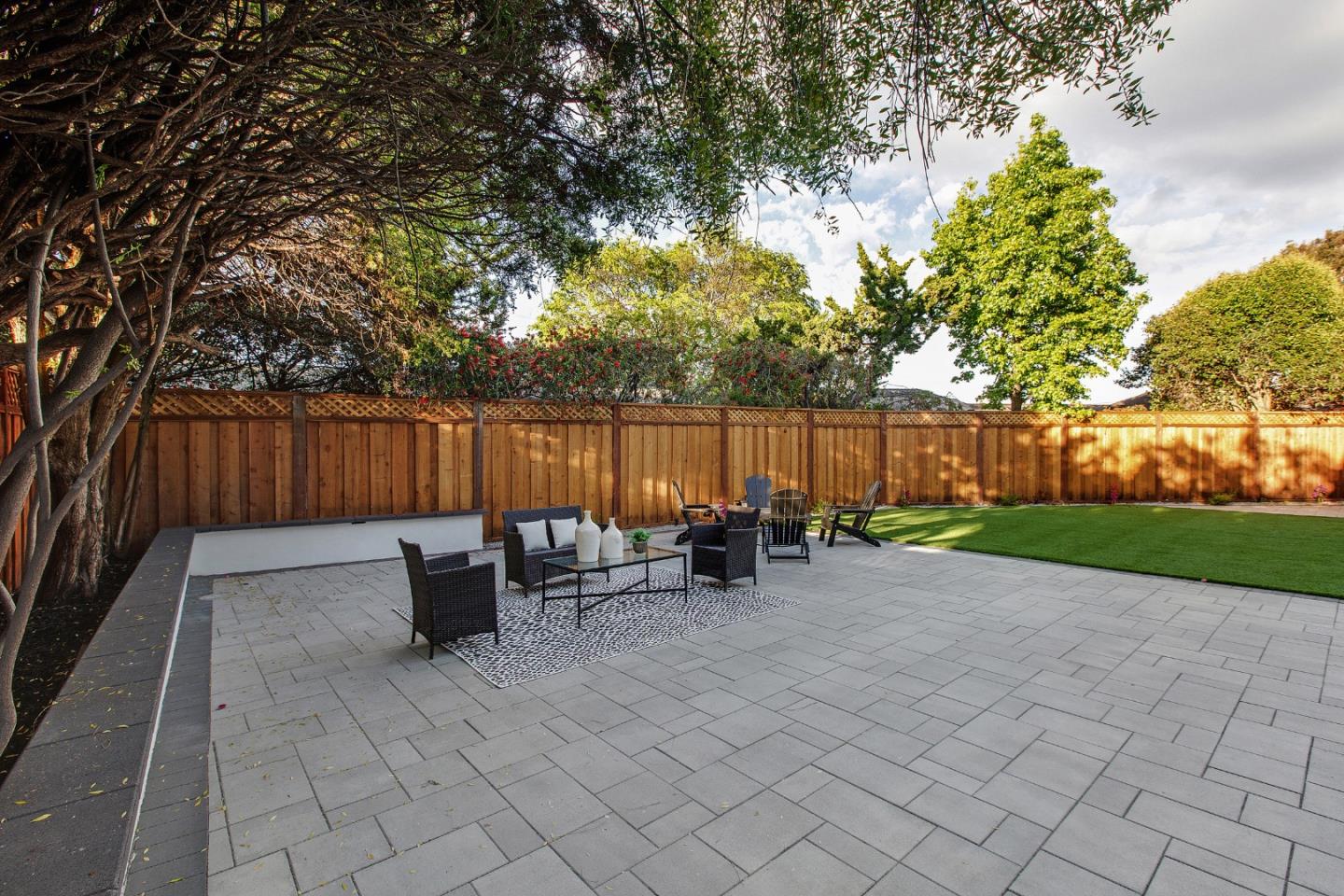 Detail Gallery Image 57 of 62 For 808 Mohican Way, Redwood City,  CA 94062 - 4 Beds | 4/1 Baths