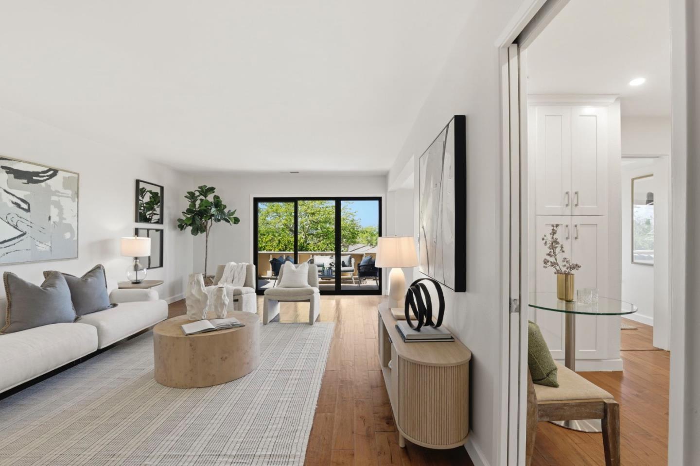 Detail Gallery Image 8 of 63 For 7 Lilly Ln, San Carlos,  CA 94070 - 3 Beds | 2/1 Baths