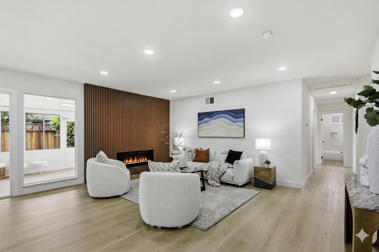 Detail Gallery Image 3 of 25 For 1679 Catalonia Way, San Jose,  CA 95125 - 3 Beds | 2 Baths