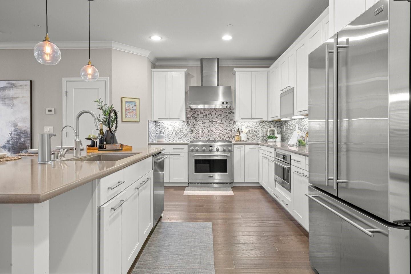 Detail Gallery Image 15 of 79 For 6076 Sunstone Dr, San Jose,  CA 95123 - 4 Beds | 2/1 Baths