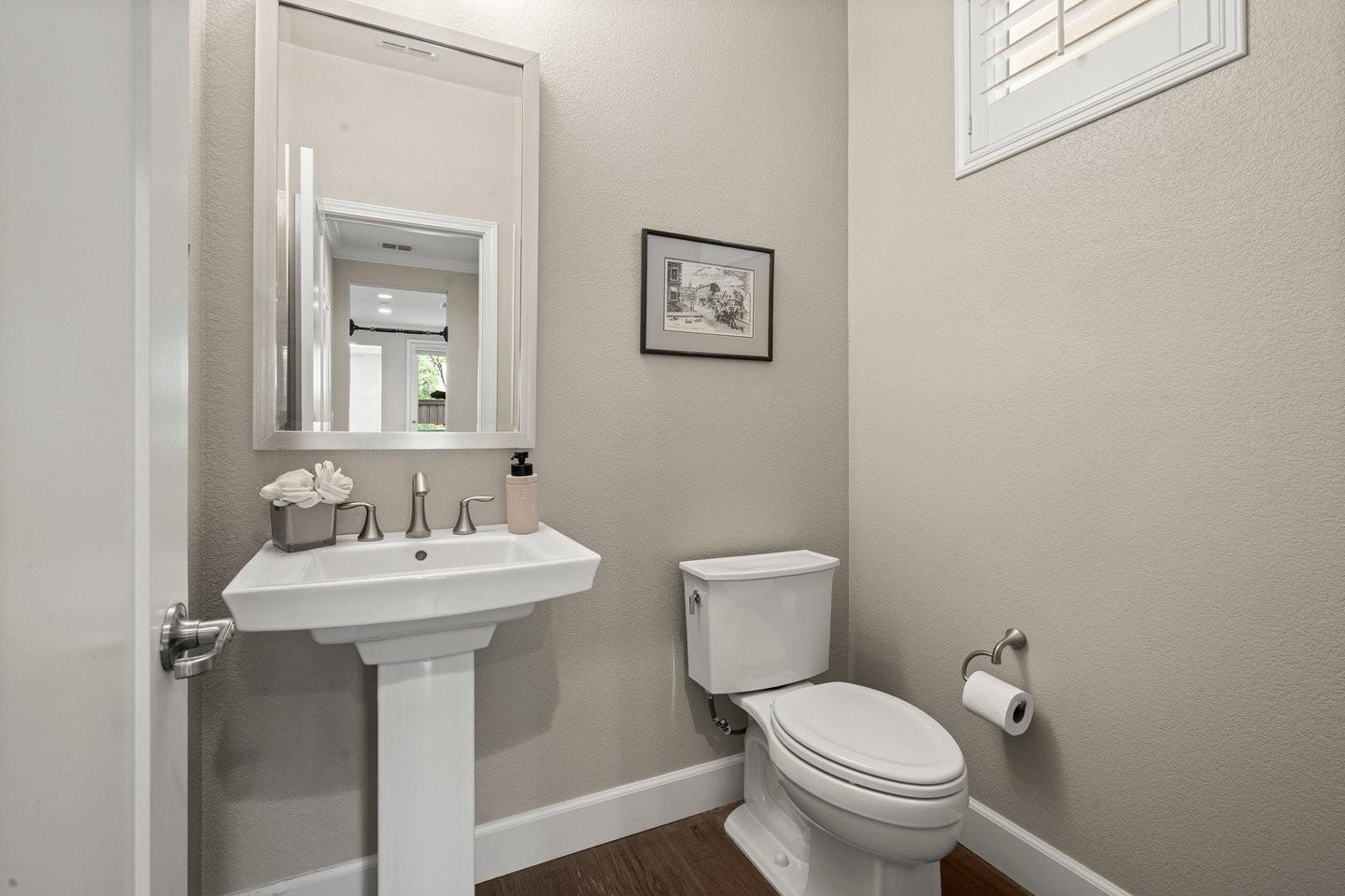 Detail Gallery Image 29 of 79 For 6076 Sunstone Dr, San Jose,  CA 95123 - 4 Beds | 2/1 Baths