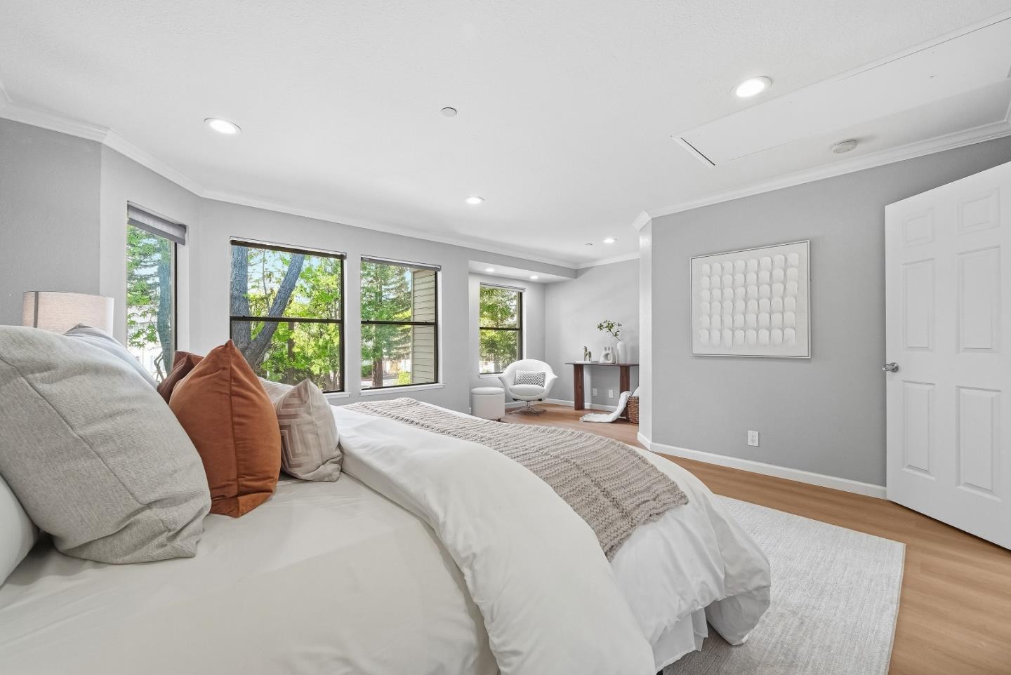 Detail Gallery Image 21 of 49 For 915 La Mesa Ter #B,  Sunnyvale,  CA 94086 - 3 Beds | 2/1 Baths