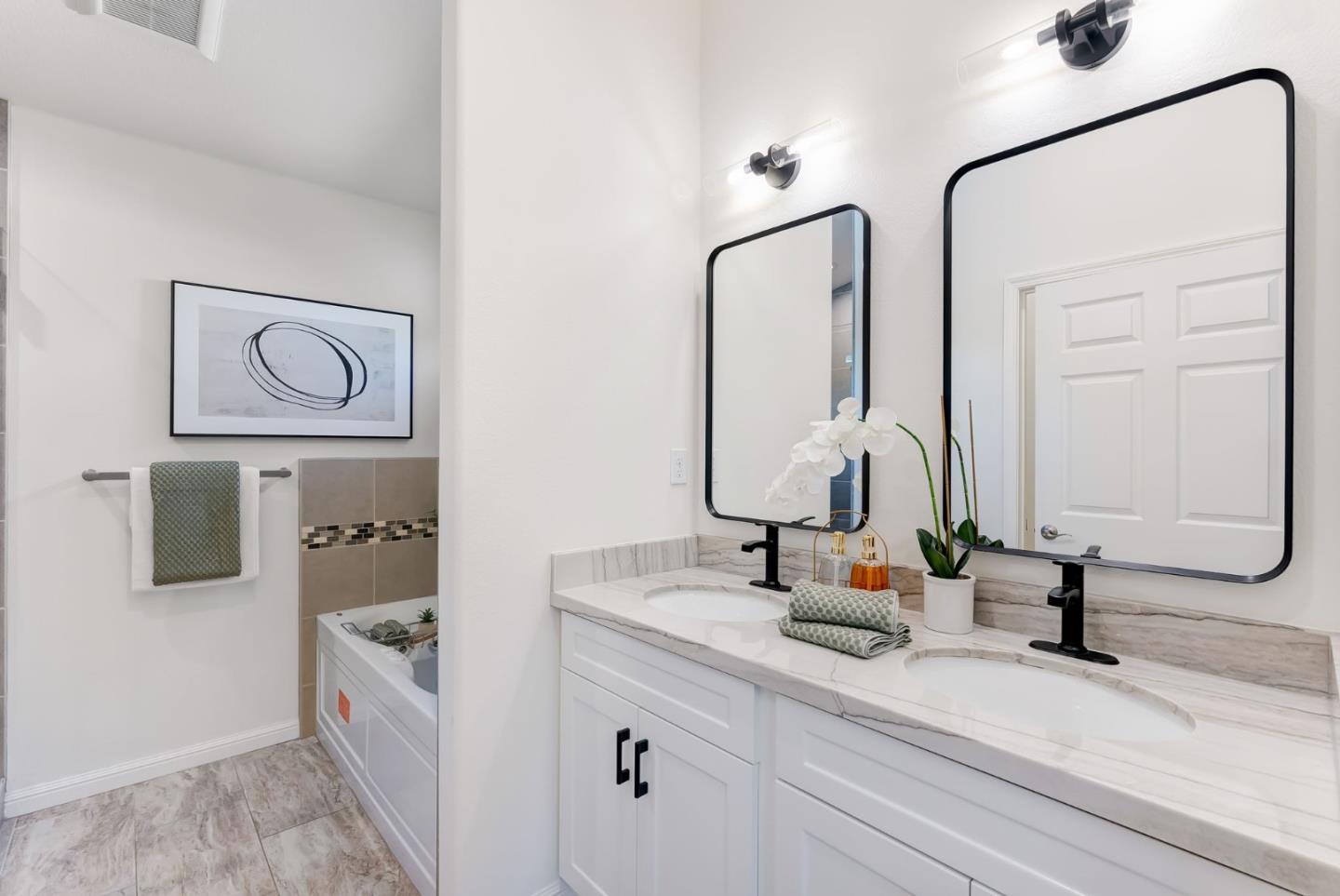 Detail Gallery Image 18 of 31 For 996 Hall St, San Carlos,  CA 94070 - 3 Beds | 2 Baths