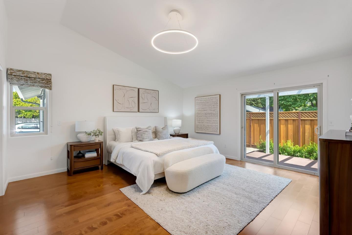 Detail Gallery Image 21 of 31 For 996 Hall St, San Carlos,  CA 94070 - 3 Beds | 2 Baths