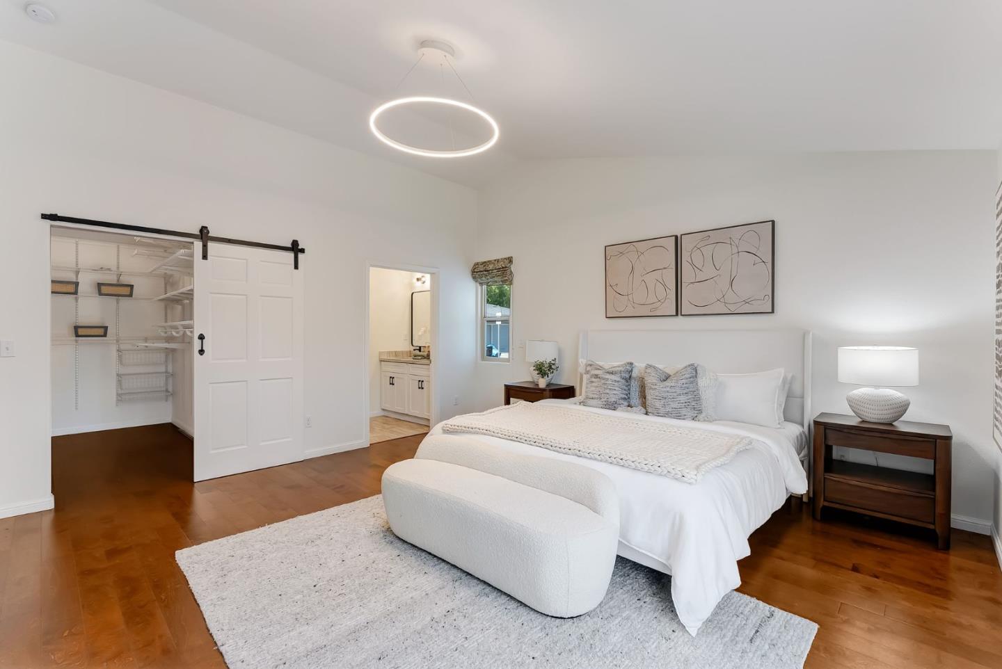 Detail Gallery Image 23 of 31 For 996 Hall St, San Carlos,  CA 94070 - 3 Beds | 2 Baths