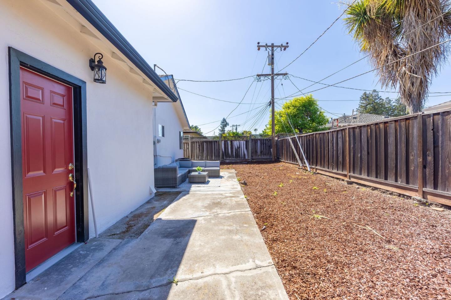 Detail Gallery Image 57 of 66 For 1443 Jeffery Ave, San Jose,  CA 95118 - 3 Beds | 2 Baths