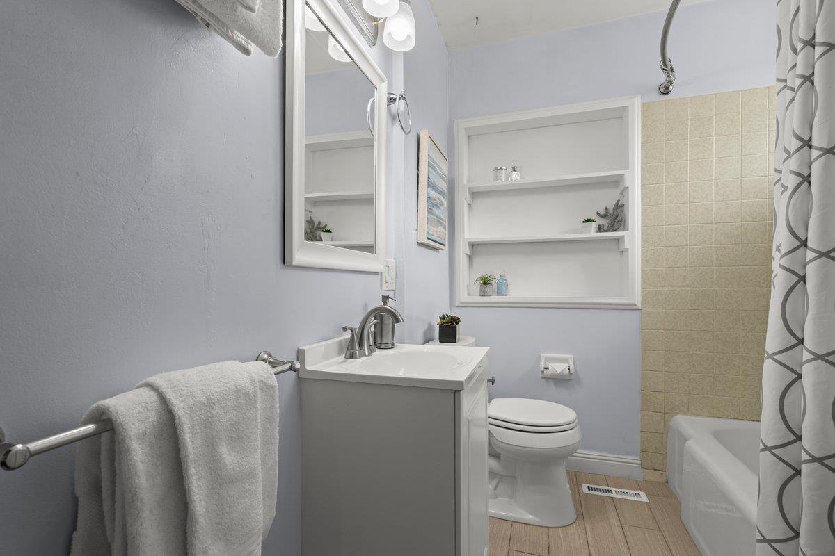 Detail Gallery Image 18 of 33 For 656 N 16th St, San Jose,  CA 95112 - 2 Beds | 2 Baths