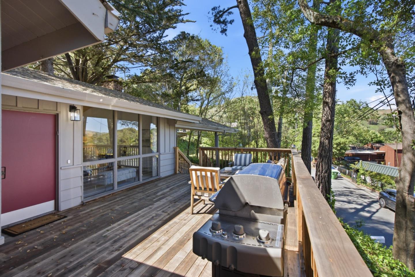 Detail Gallery Image 27 of 32 For 46 Underhill Rd, Orinda,  CA 94563 - 3 Beds | 2 Baths