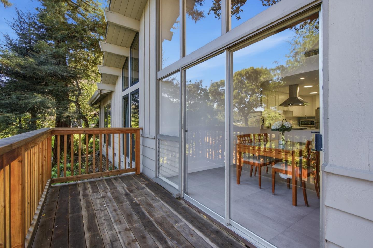 Detail Gallery Image 29 of 32 For 46 Underhill Rd, Orinda,  CA 94563 - 3 Beds | 2 Baths