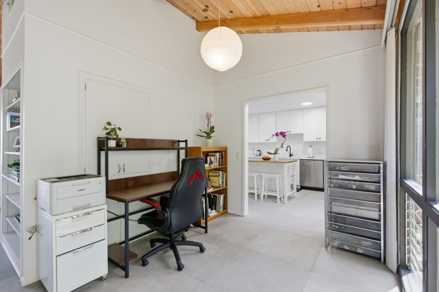 Detail Gallery Image 6 of 32 For 46 Underhill Rd, Orinda,  CA 94563 - 3 Beds | 2 Baths