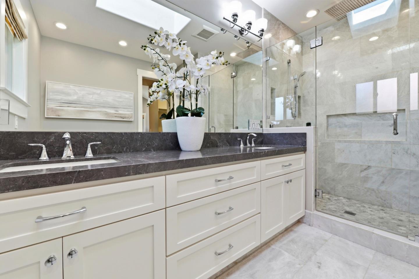 Detail Gallery Image 29 of 37 For 2130 Mills Ave, Menlo Park,  CA 94025 - 4 Beds | 3/1 Baths