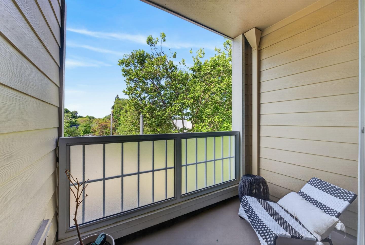 Detail Gallery Image 25 of 35 For 430 N 1st St #303,  San Jose,  CA 95112 - 3 Beds | 2 Baths