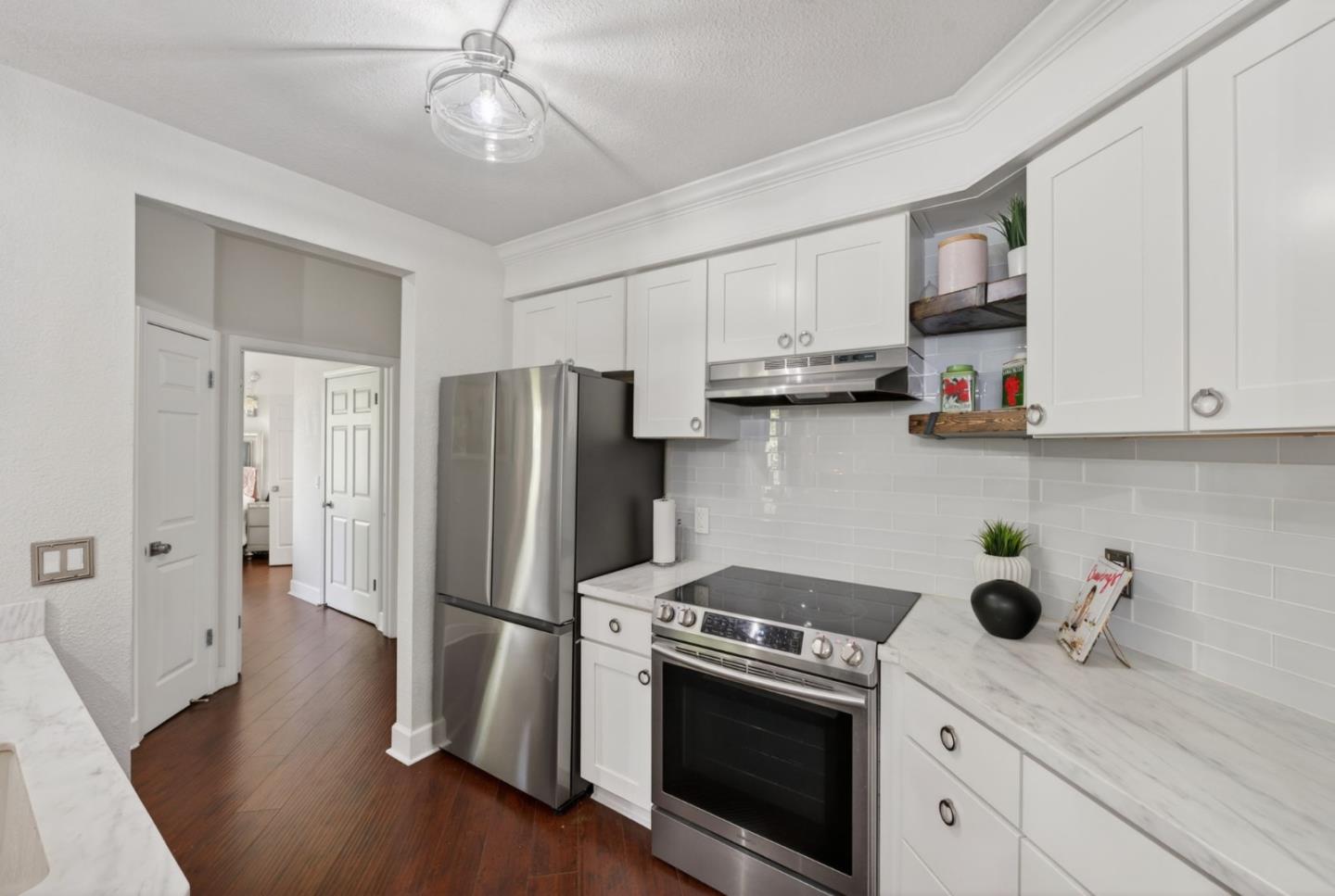 Detail Gallery Image 5 of 35 For 430 N 1st St #303,  San Jose,  CA 95112 - 3 Beds | 2 Baths