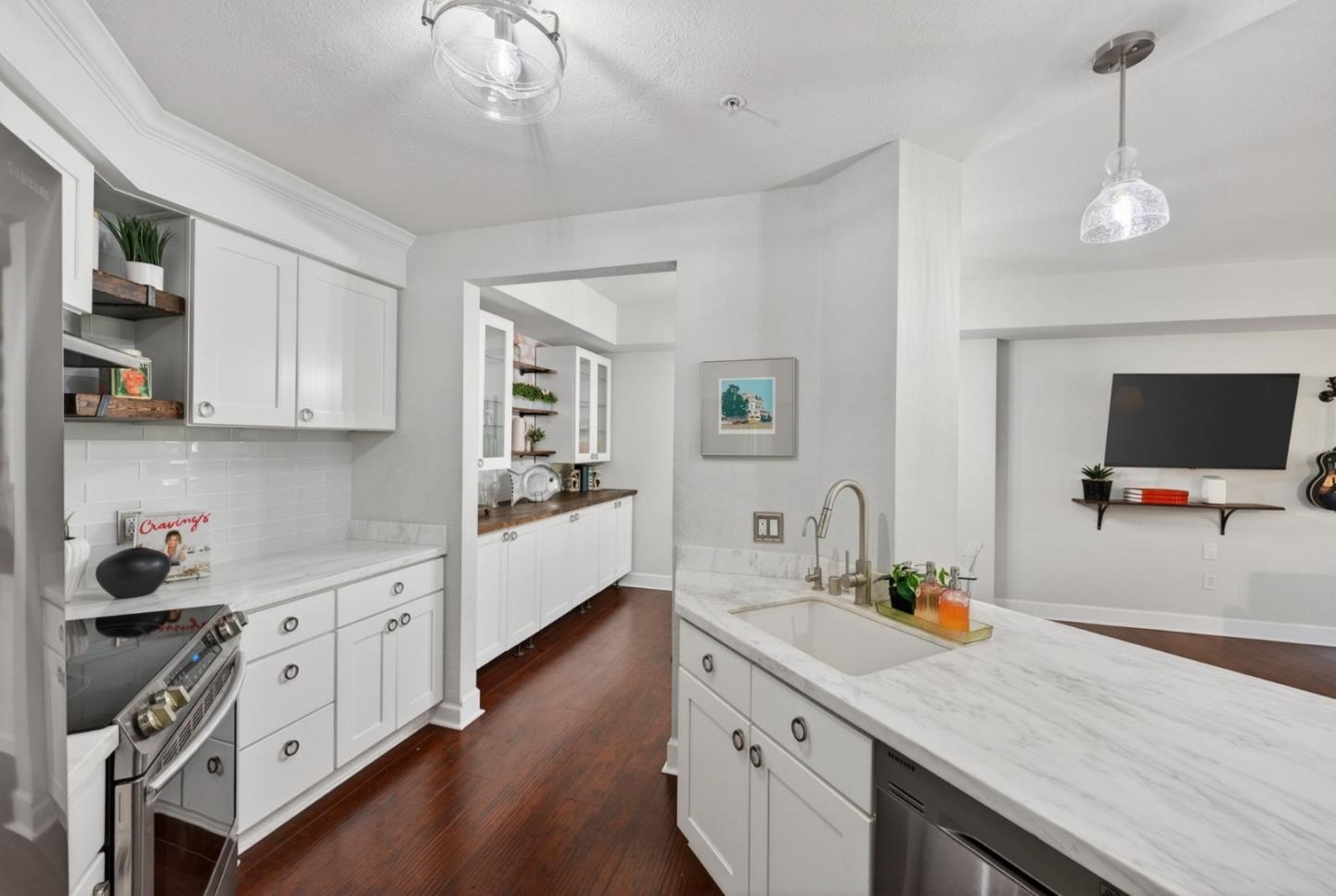 Detail Gallery Image 7 of 35 For 430 N 1st St #303,  San Jose,  CA 95112 - 3 Beds | 2 Baths