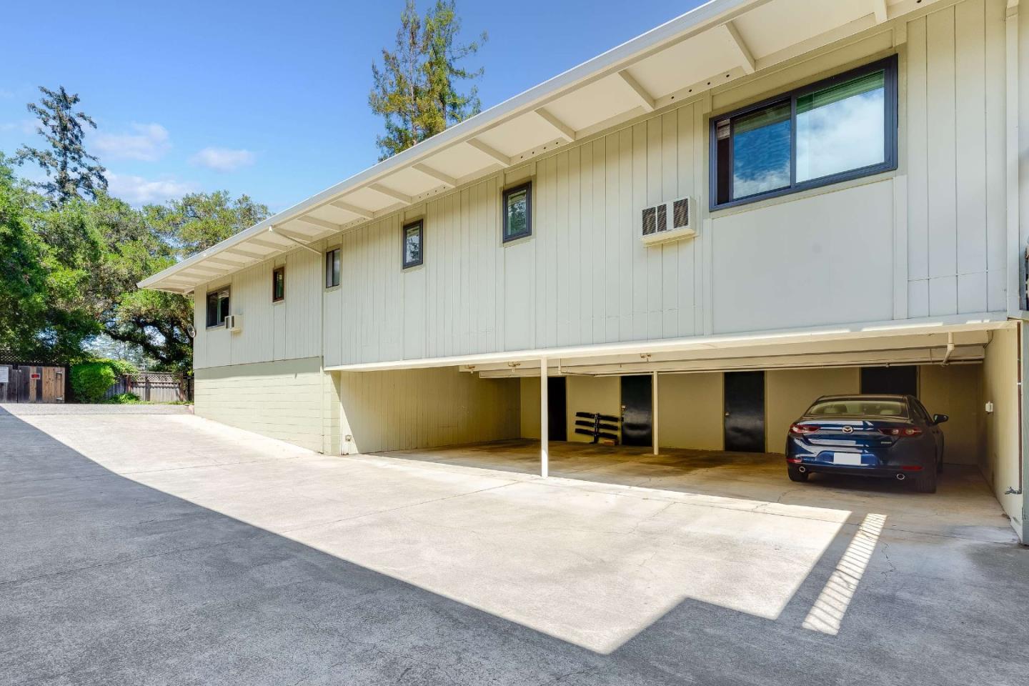 Detail Gallery Image 26 of 30 For 1070 Mercedes Ave #1,  Los Altos,  CA 94022 - 2 Beds | 2 Baths