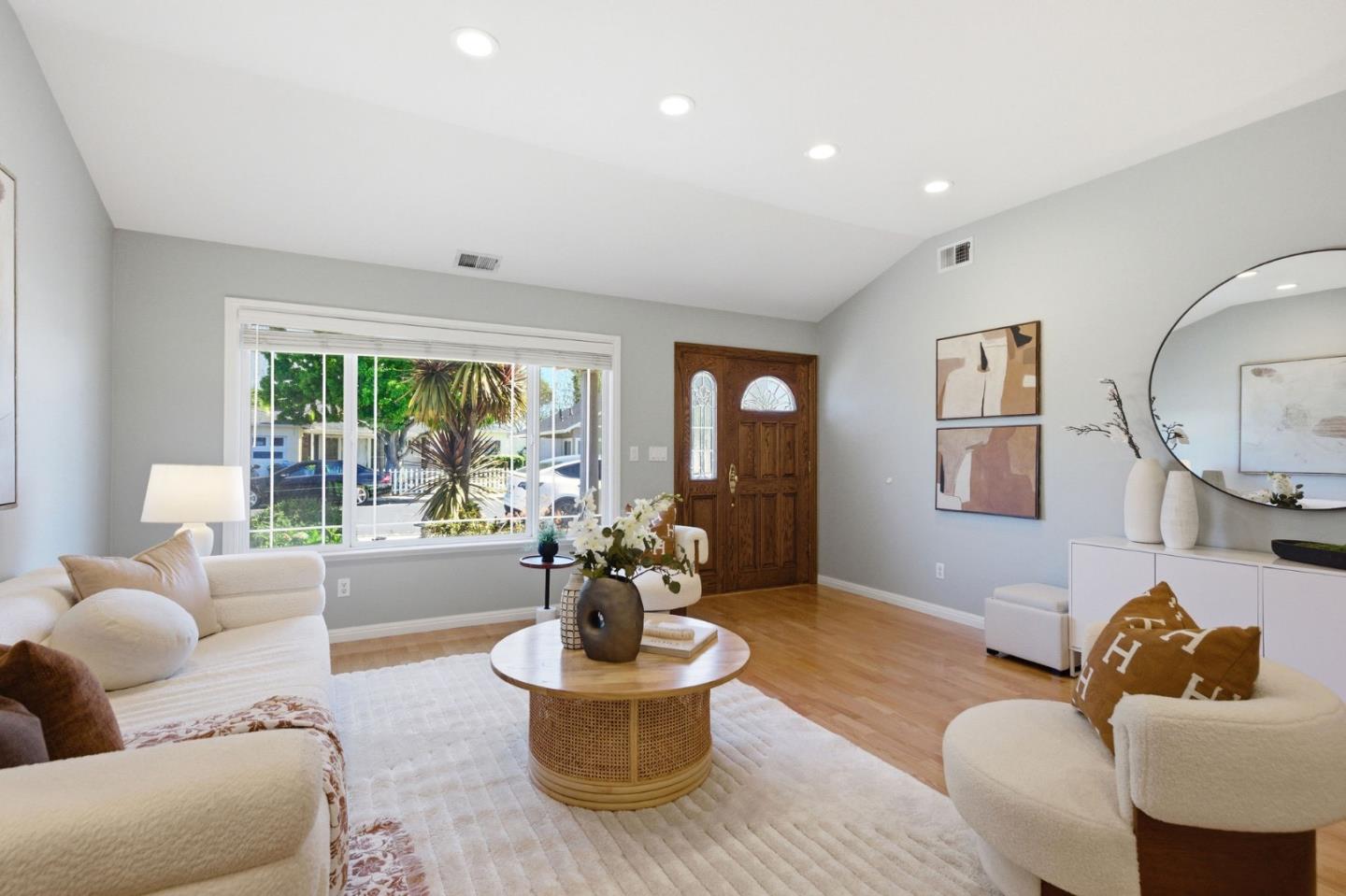 Detail Gallery Image 13 of 67 For 948 Anna St, San Mateo,  CA 94401 - 3 Beds | 2 Baths
