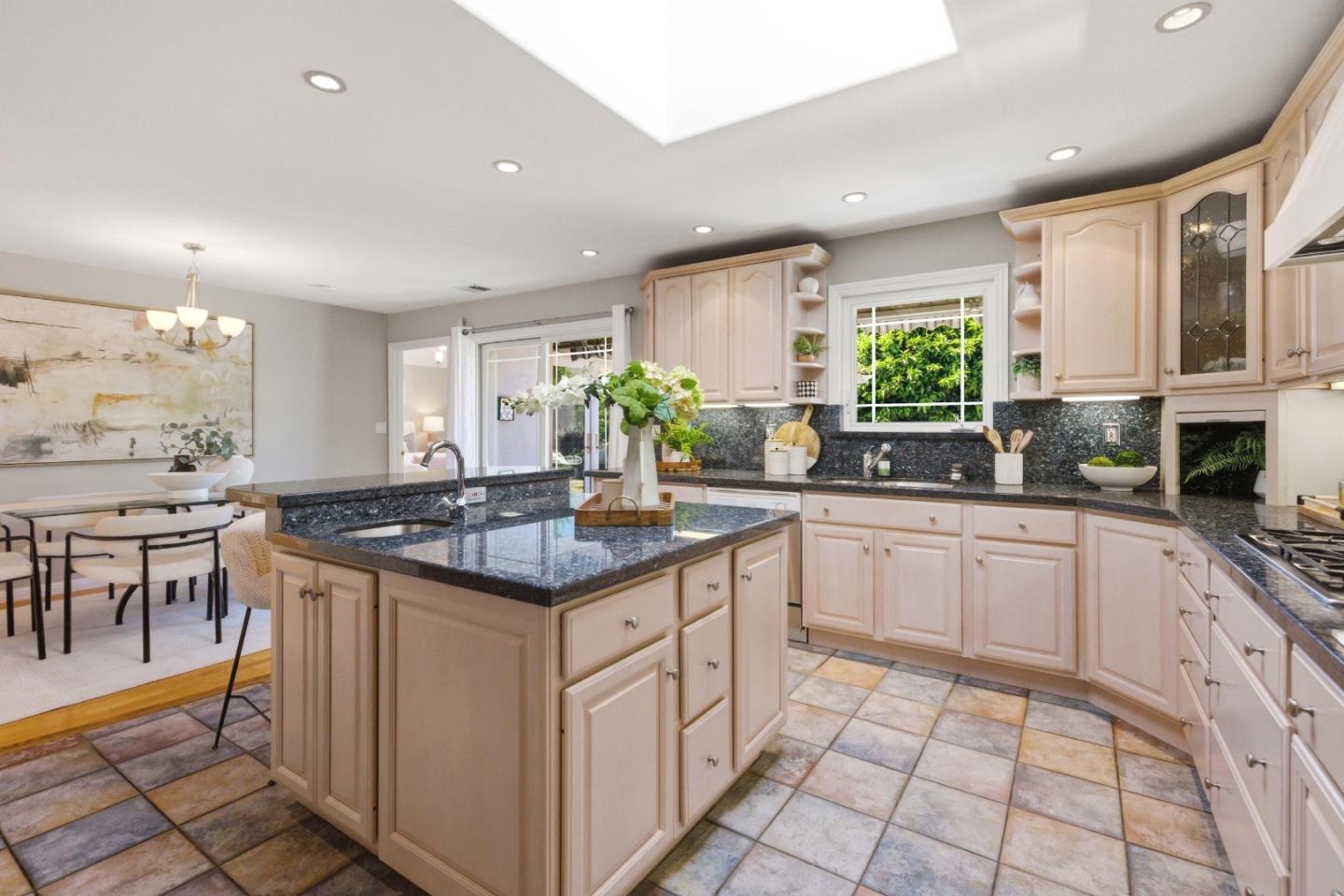 Detail Gallery Image 27 of 67 For 948 Anna St, San Mateo,  CA 94401 - 3 Beds | 2 Baths