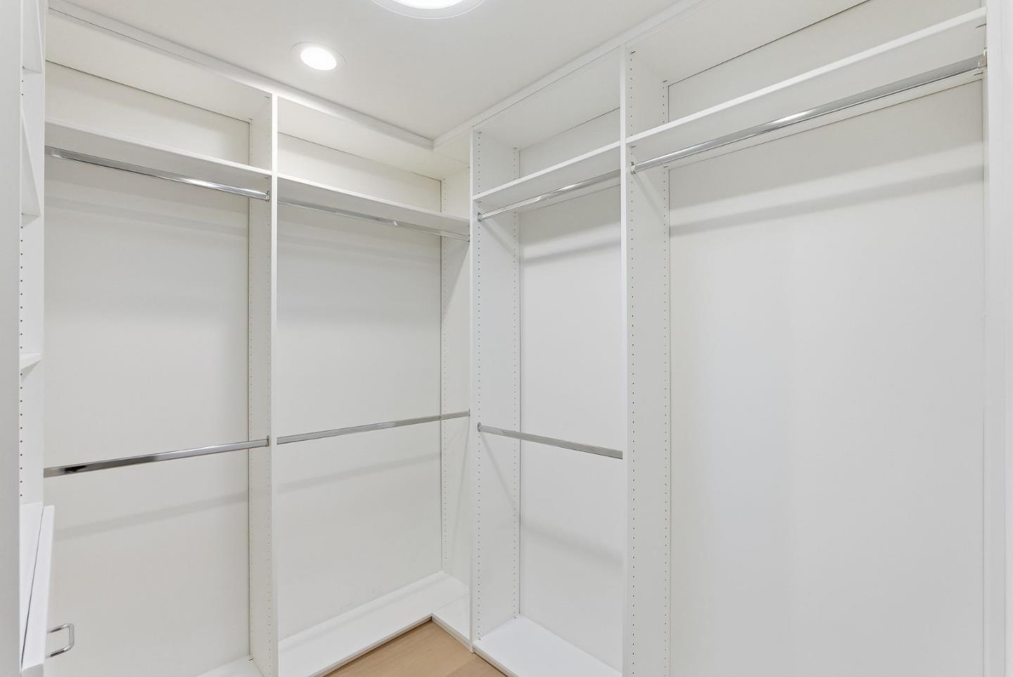 Detail Gallery Image 27 of 36 For 999 Andover Way, Los Altos,  CA 94024 - 4 Beds | 3 Baths