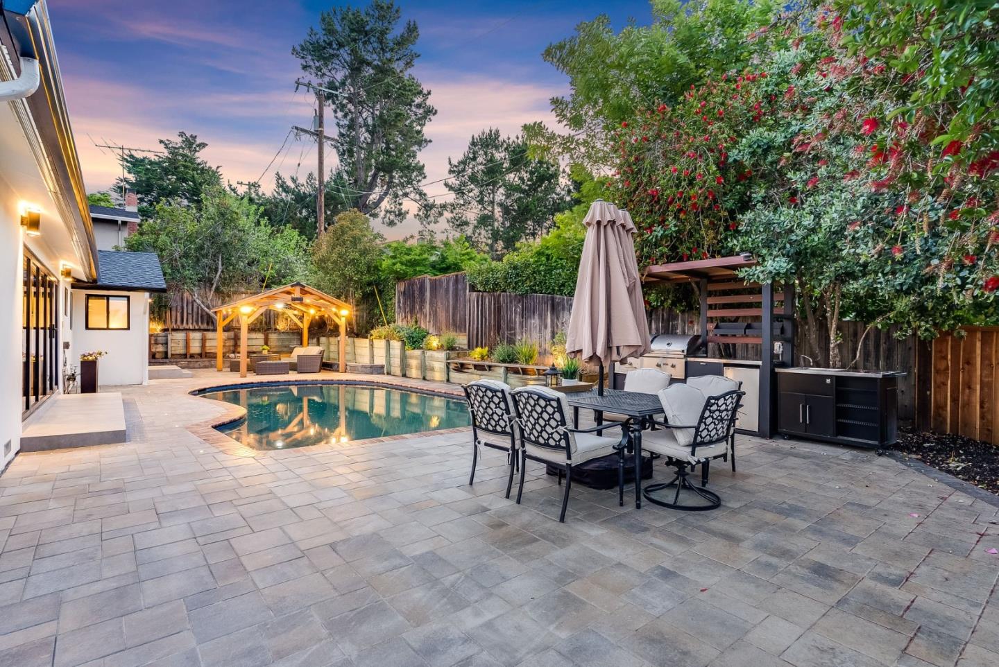 Detail Gallery Image 6 of 36 For 999 Andover Way, Los Altos,  CA 94024 - 4 Beds | 3 Baths