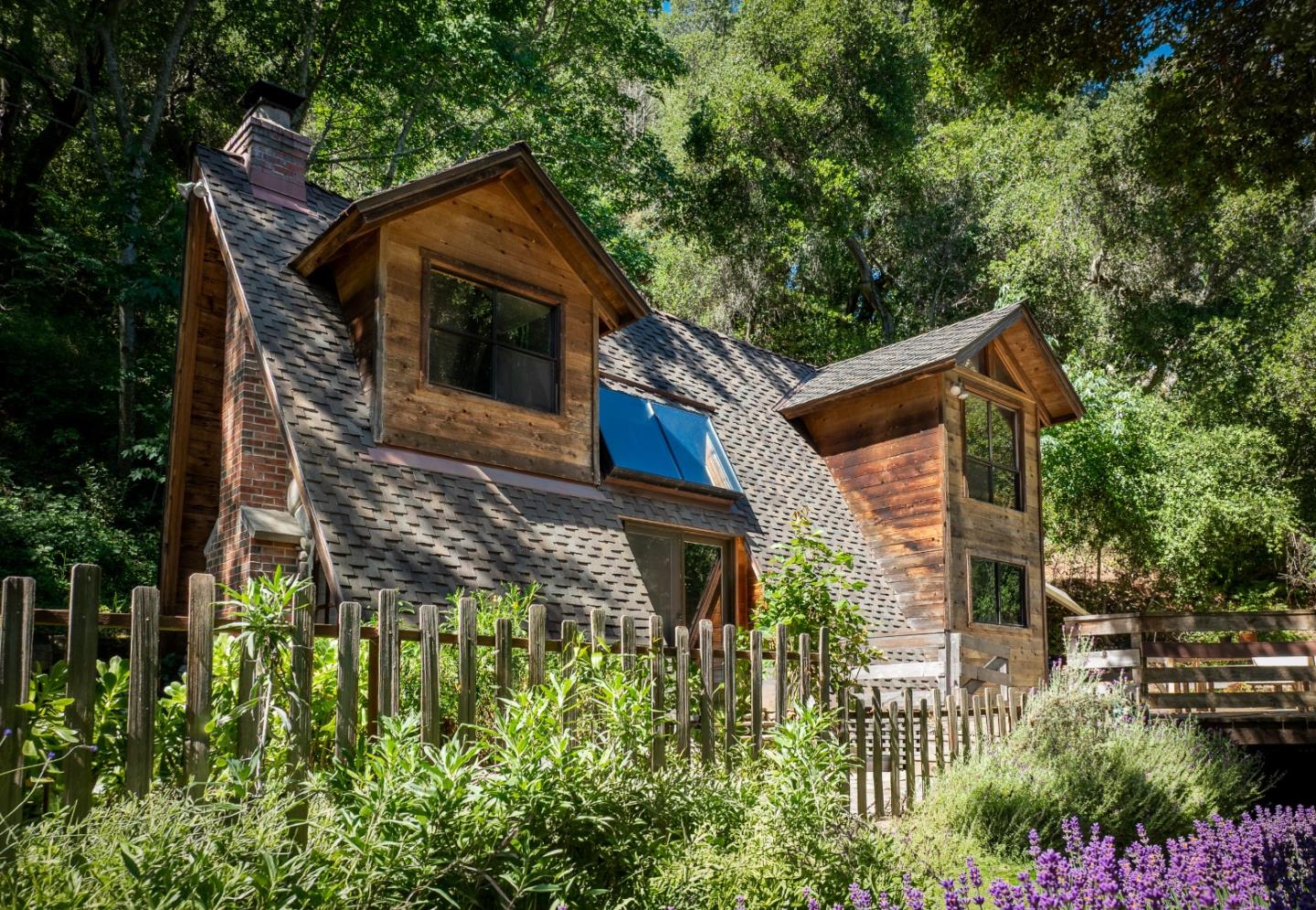 Detail Gallery Image 2 of 33 For 65 Hitchcock Cyn, Carmel Valley,  CA 93924 - 2 Beds | 1 Baths