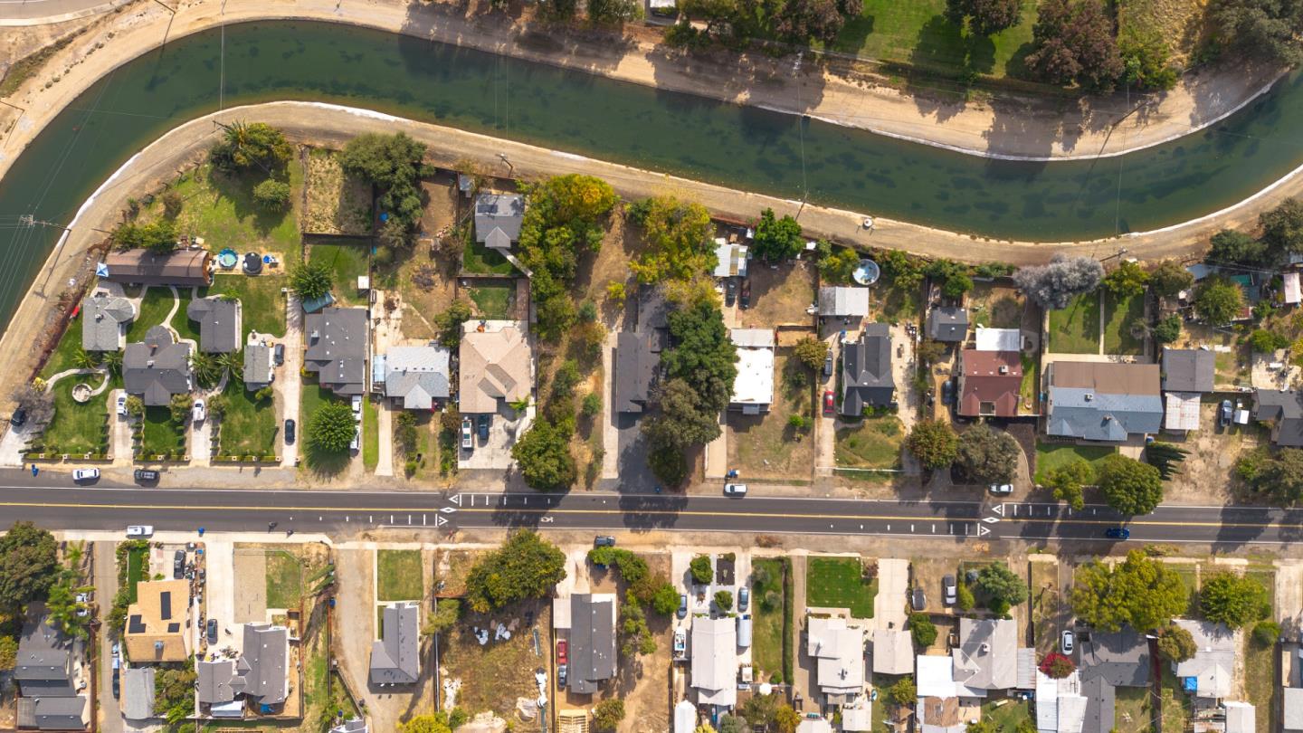 Detail Gallery Image 3 of 6 For 409 Laurel Ave, Modesto,  CA 95351 - – Beds | – Baths