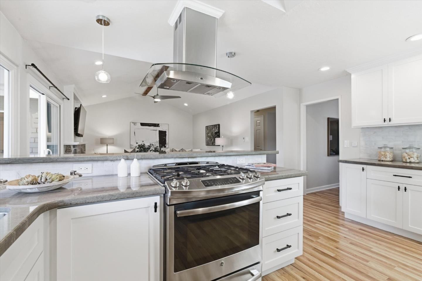 5849 Tandera Avenue, San Jose, CA, 95123