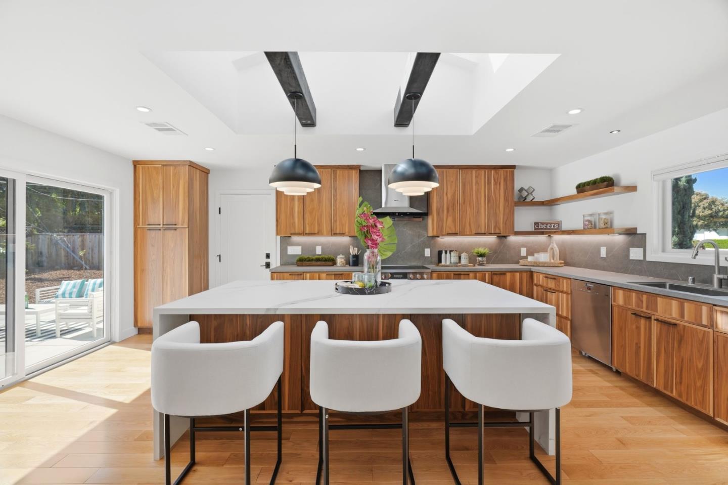 Detail Gallery Image 10 of 31 For 5044 Lassen Ave, San Jose,  CA 95129 - 4 Beds | 2 Baths