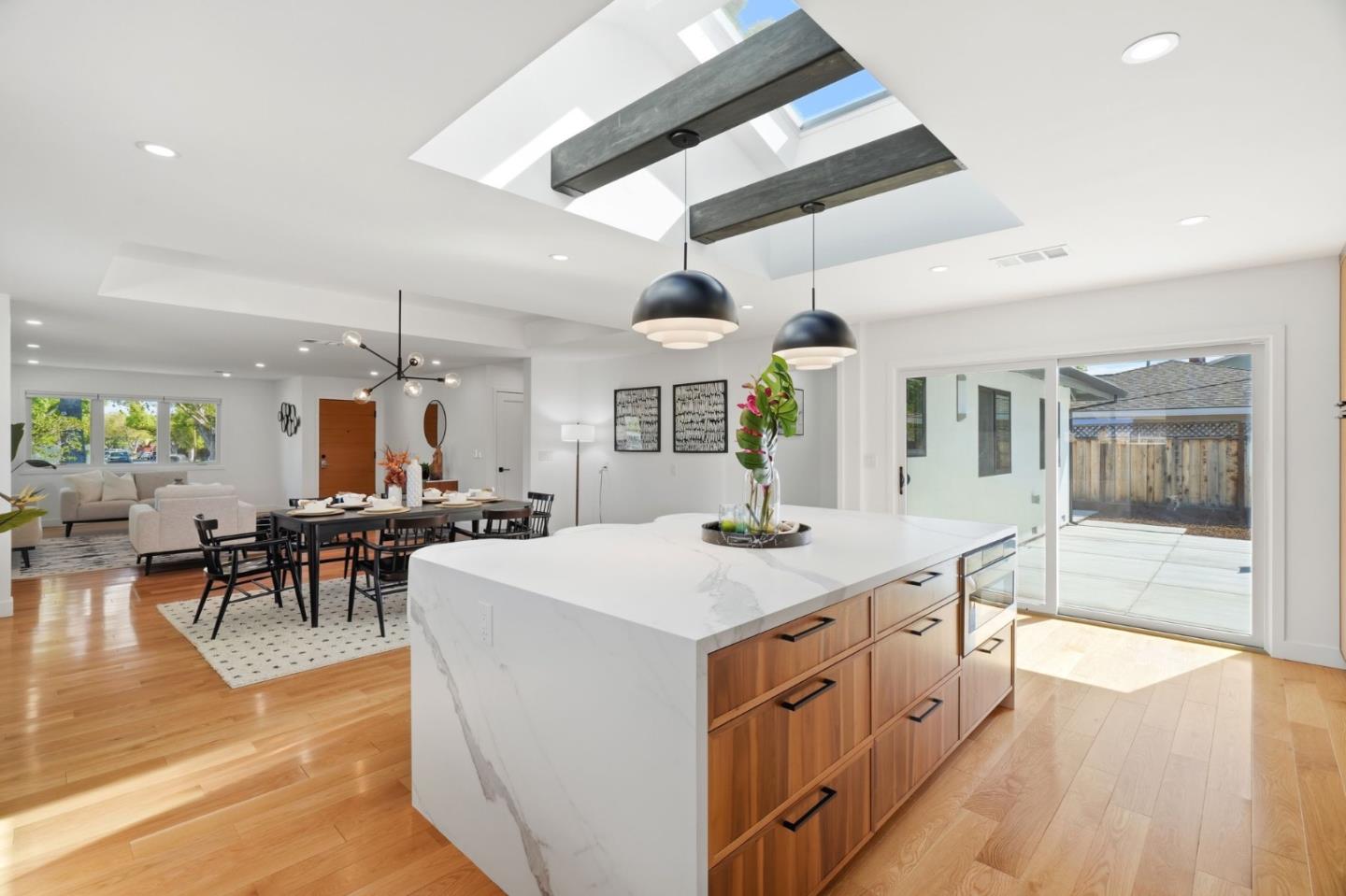 Detail Gallery Image 12 of 31 For 5044 Lassen Ave, San Jose,  CA 95129 - 4 Beds | 2 Baths